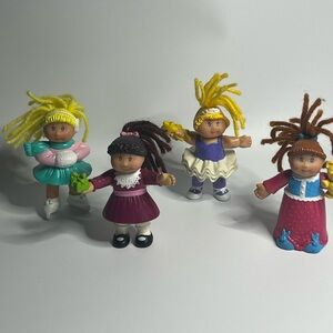 1992 cabbage patch figurines